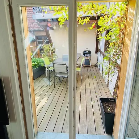 Joli 2 Pieces, Climatise Avec Terrasse, Vue Sur Les Toits, En Zone Pietonne Apartment