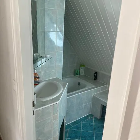 Joli 2 Pieces, Avec Climatisation Et Grande Terrasse, Vue Sur Les Toits, Zone Pietonne アパート *